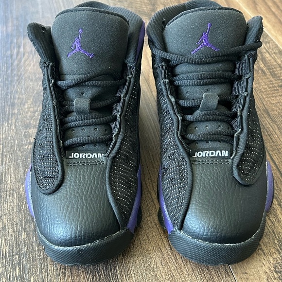 Little Kids’ Air Jordan Retro 13 Court Purple - Picture 11 of 13